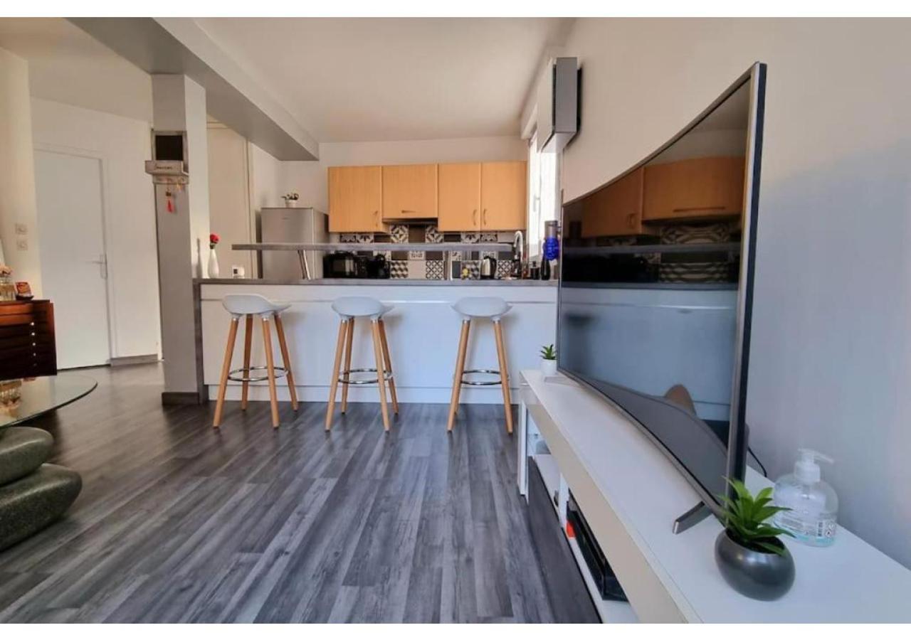 Superbe Appartement Avec Jardin Proche Versailles Saint-Cyr-lʼÉcole Exteriér fotografie