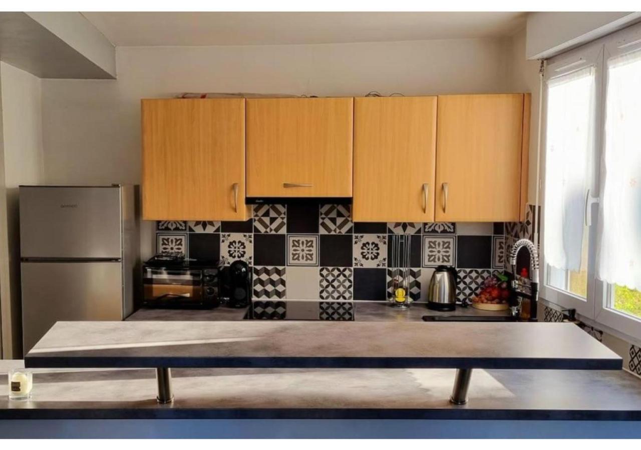 Superbe Appartement Avec Jardin Proche Versailles Saint-Cyr-lʼÉcole Exteriér fotografie