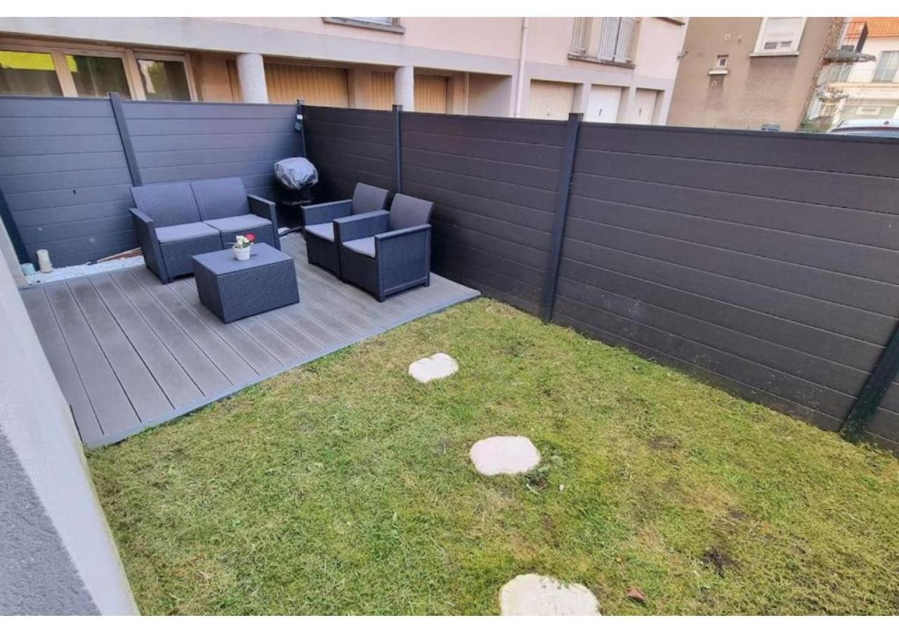 Superbe Appartement Avec Jardin Proche Versailles Saint-Cyr-lʼÉcole Exteriér fotografie